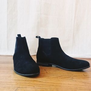 Urban outfitters men’s black ankle boots